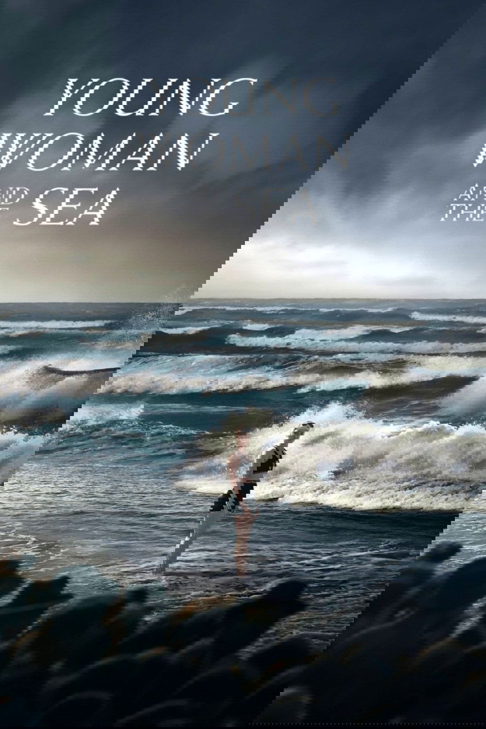 Gənc qadın və dəniz